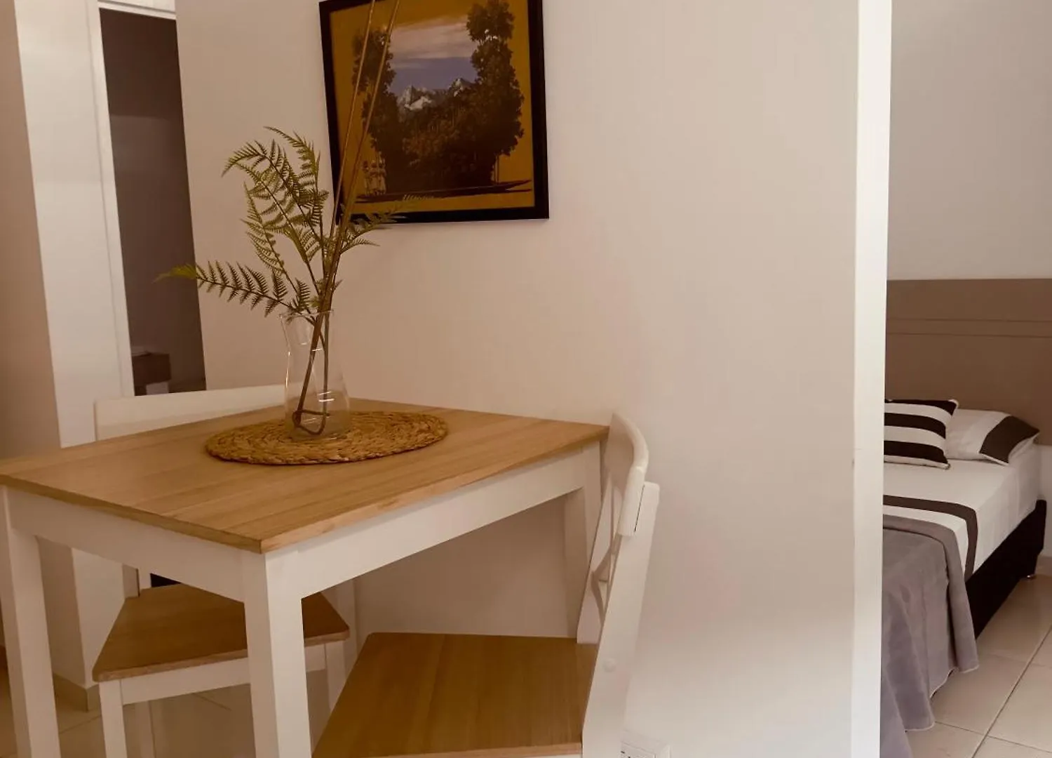 Apartasuites Isabel Cali Aparthotel